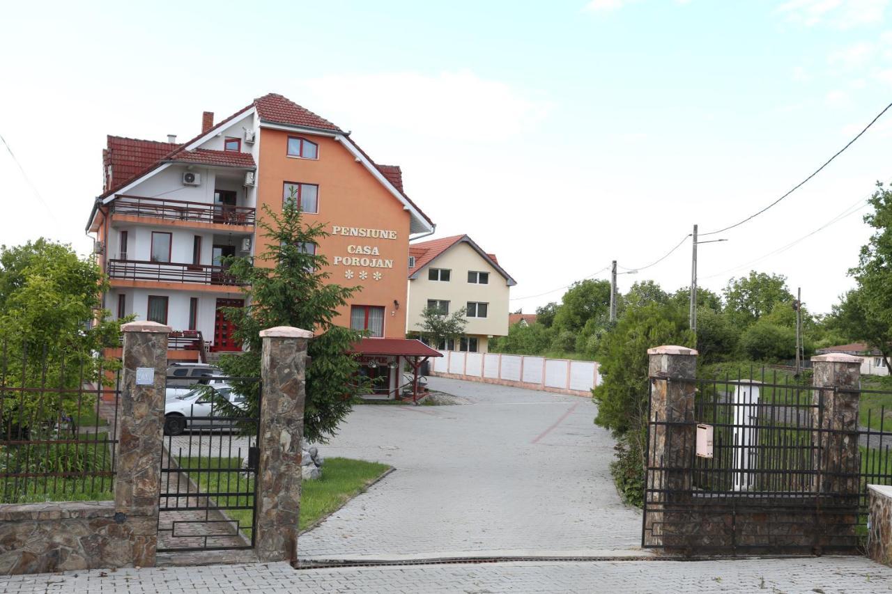 Pensiunea Casa Porojan 바일레 우누 마이 외부 사진
